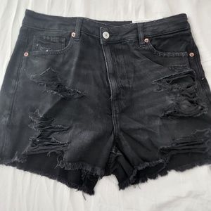NWT Black Distressed American Eagle Jean Mom Shorts